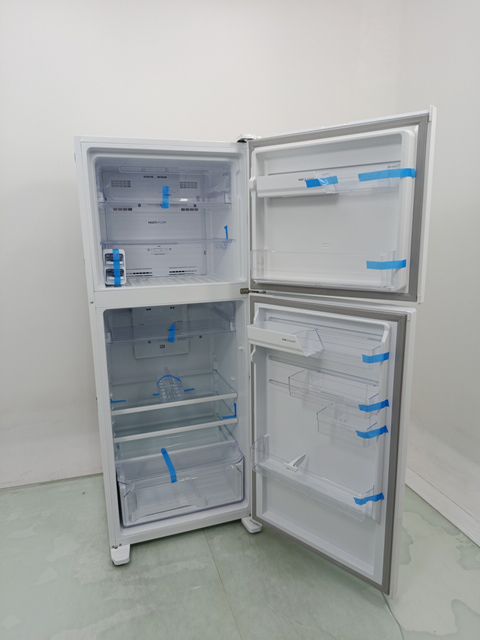 REFRIGERADOR ELECTROLUX TF55 FROST FREE 431L 