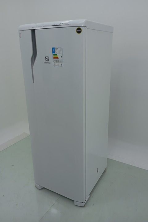 REFRIGERADOR ELECTROLUX RFE39 322l - BRANCO
