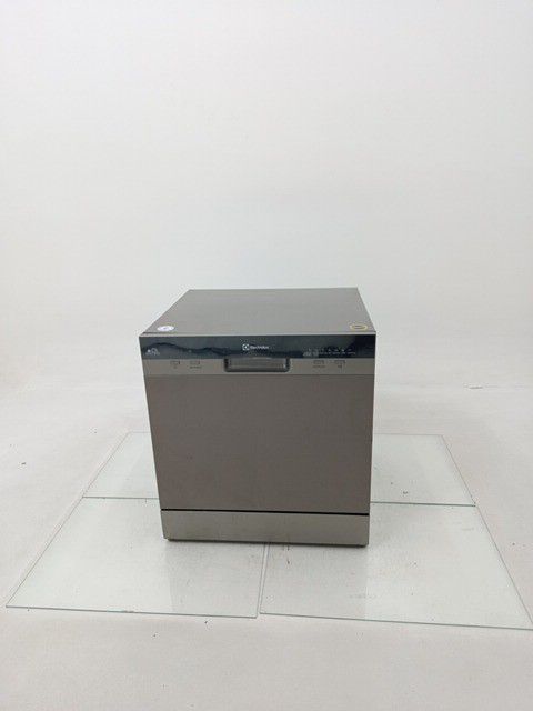 LAVA LOUCAS ELECTROLUX LL08S - Lava Louça Ele