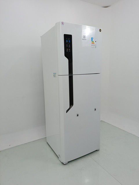 REFRIGERADOR ELECTROLUX IT56 - Refrigerador E