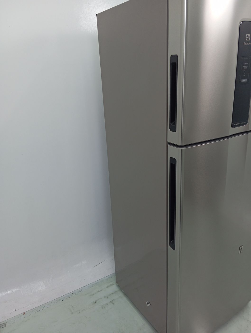 GELADEIRA ELECTROLUX IT70S FROST FREE INVERTE
