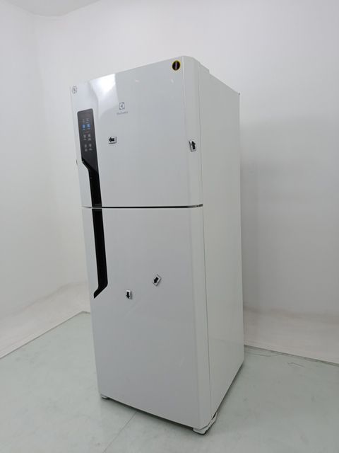 REFRIGERADOR ELECTROLUX TF55 - Refrigerador E