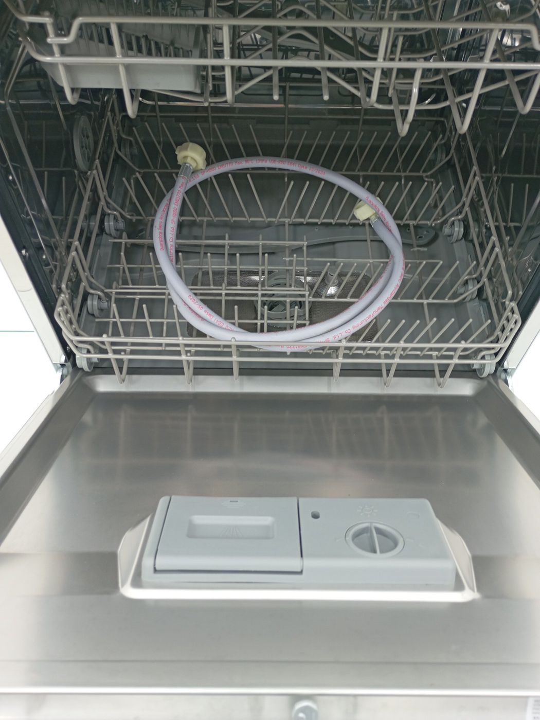 LAVA LOUCAS ELECTROLUX LV08B 8 SERVICOS - BRA
