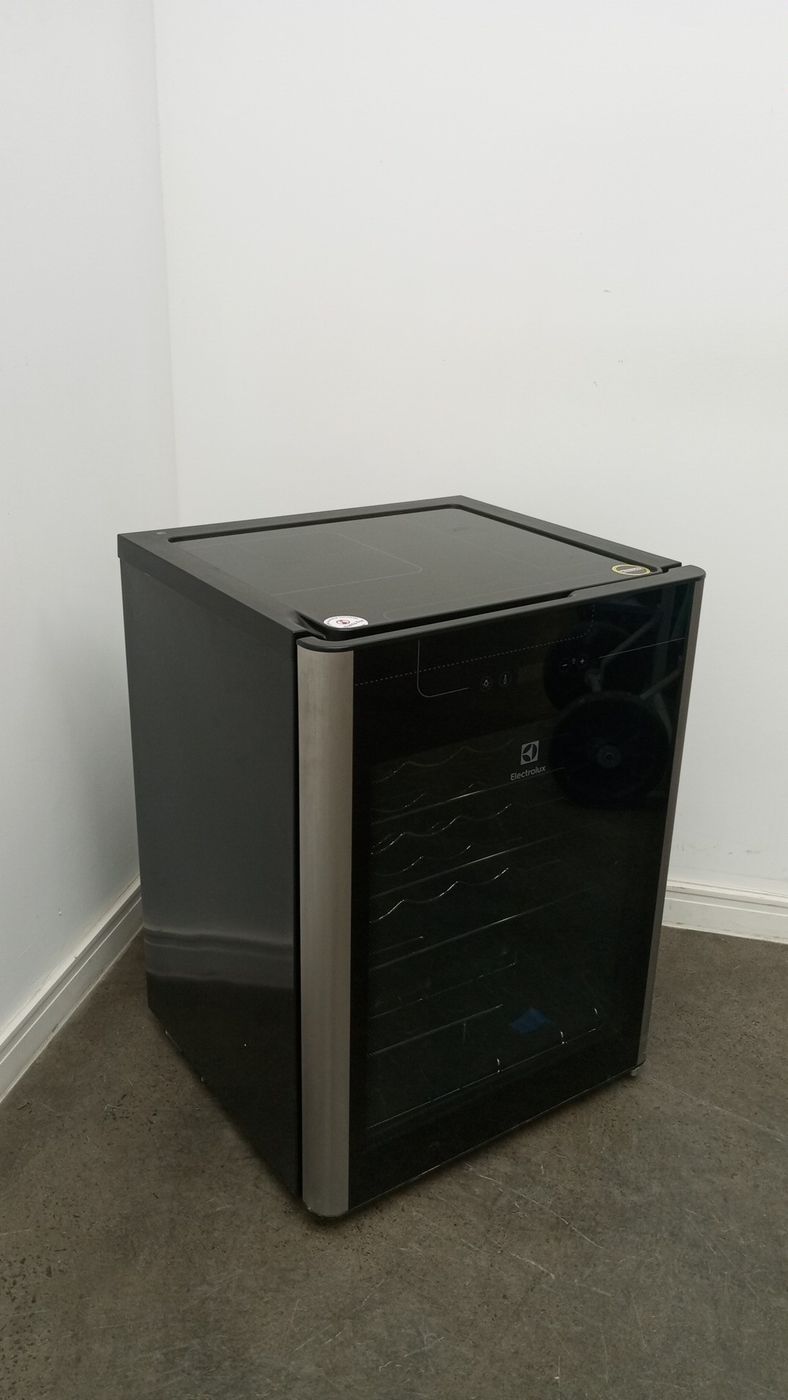 ADEGA ELECTROLUX VINHOS 1 PORTA ACS24 24 GARR