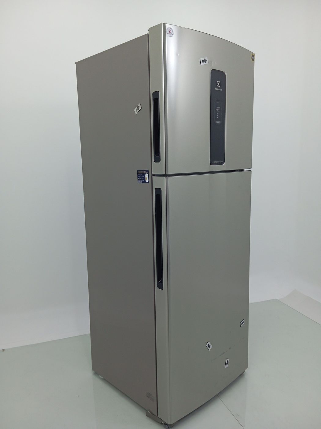REFRIGERADOR ELECTROLUX IT70S FROST FREE INVE