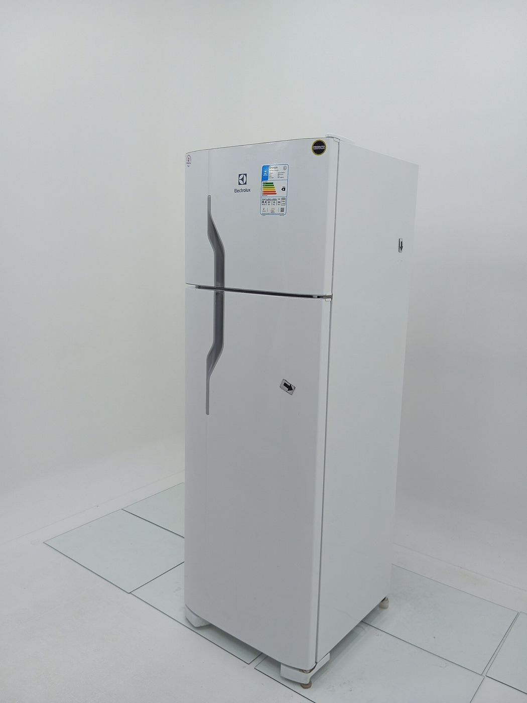 REFRIGERADOR ELECTROLUX DC35A   DUAS PORTAS C
