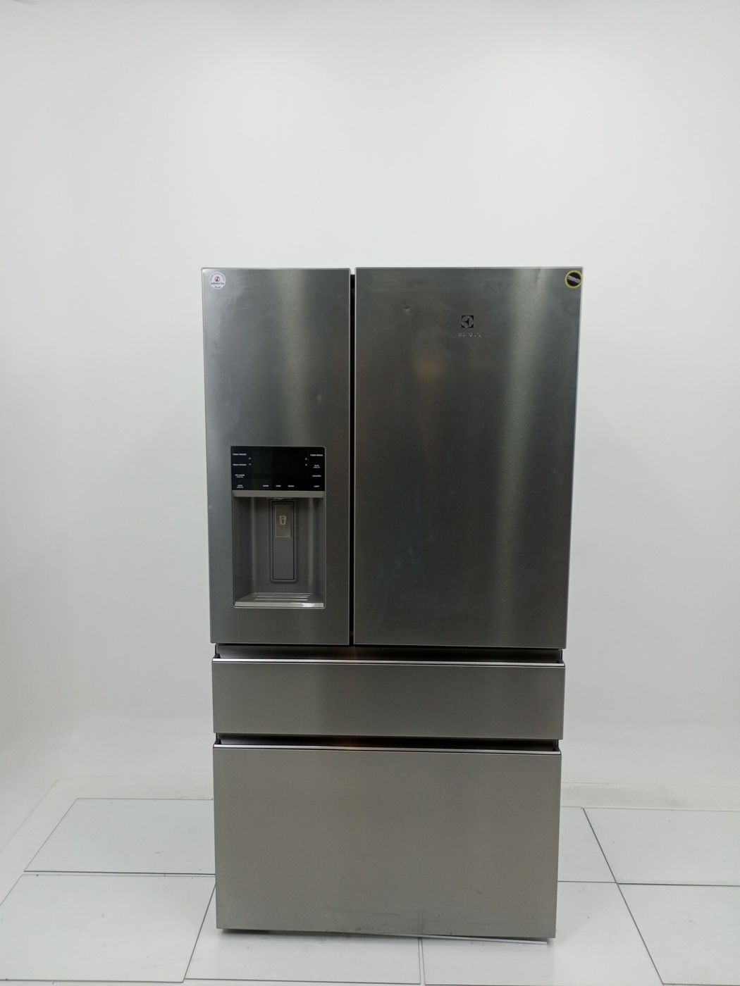 REFRIGERADOR ELECTROLUX DM91X FROST FREE  INV
