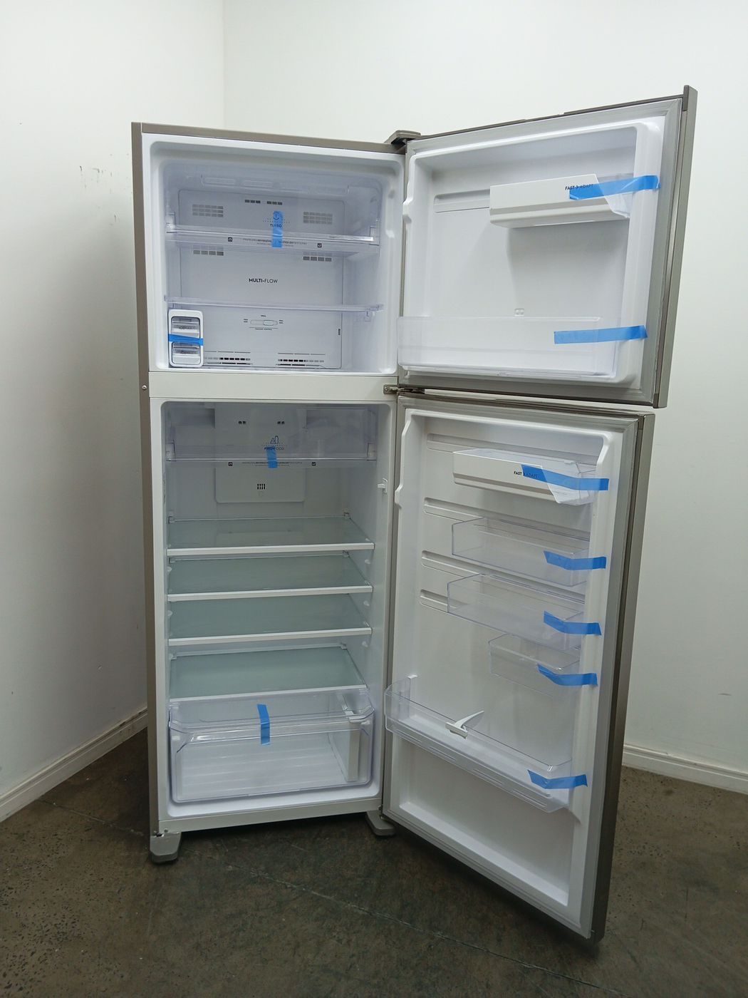 REFRIGERADOR ELECTROLUX TF56S TOP FREEZER FRO