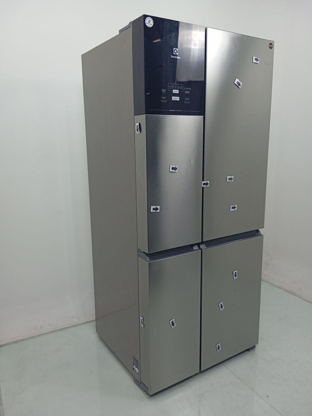 REFRIGERADOR ELECTROLUX IQ8S FROST FREE MULTI