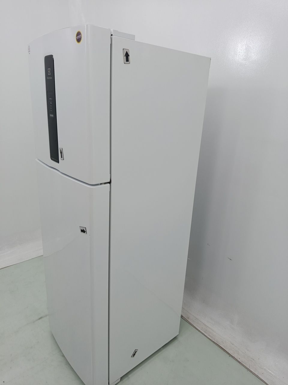 Geladeira Electrolux If43 - Geladeira Electrolux If43-220 V-branco ...