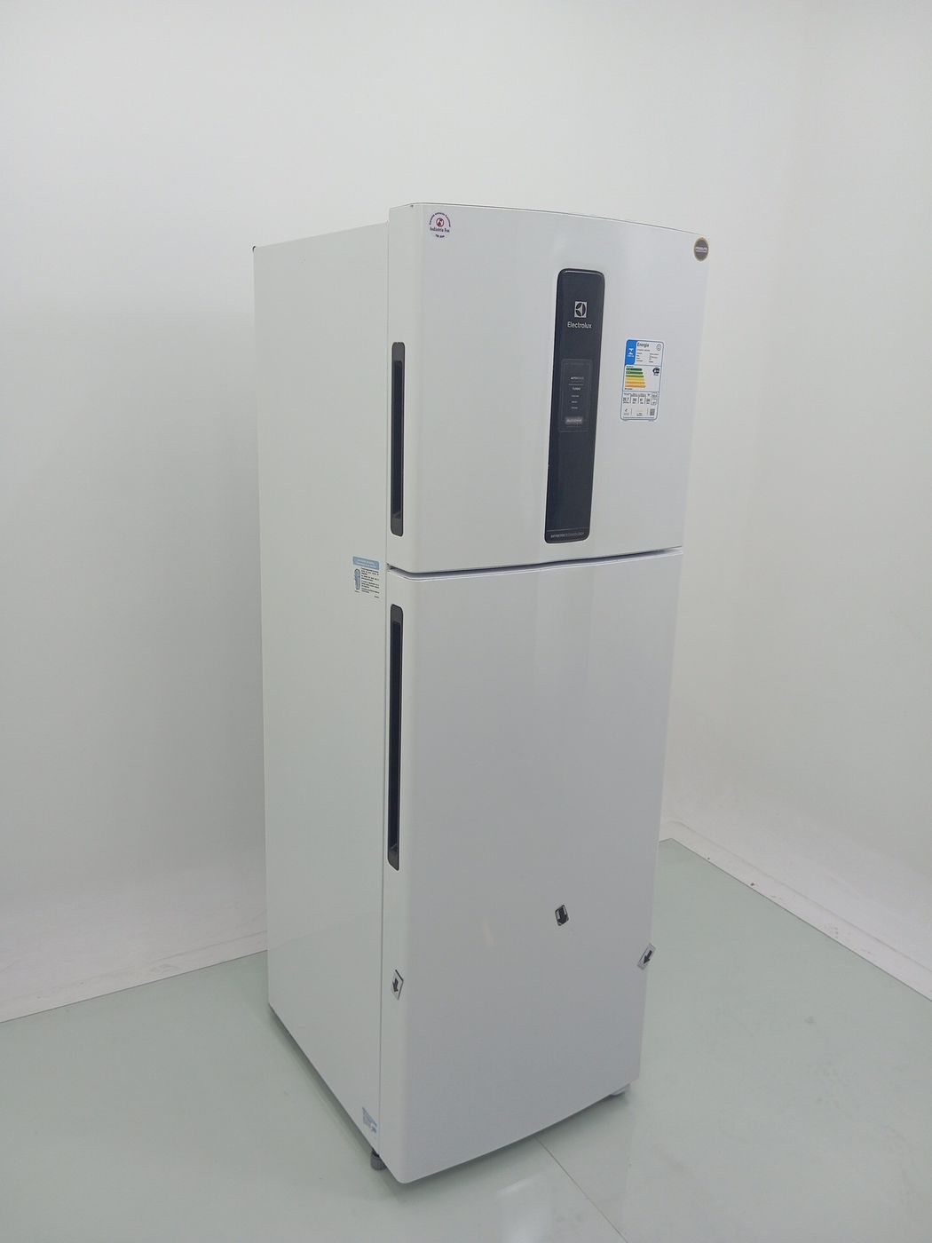 REFRIGERADOR ELECTROLUX IF43 FROST FREE DUAS 