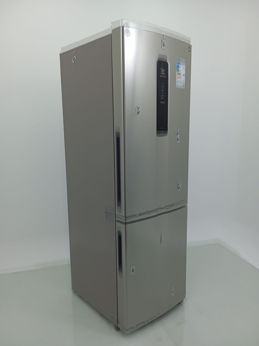 REFRIGERADOR ELECTROLUX DB44S 2 PORTAS FROST 