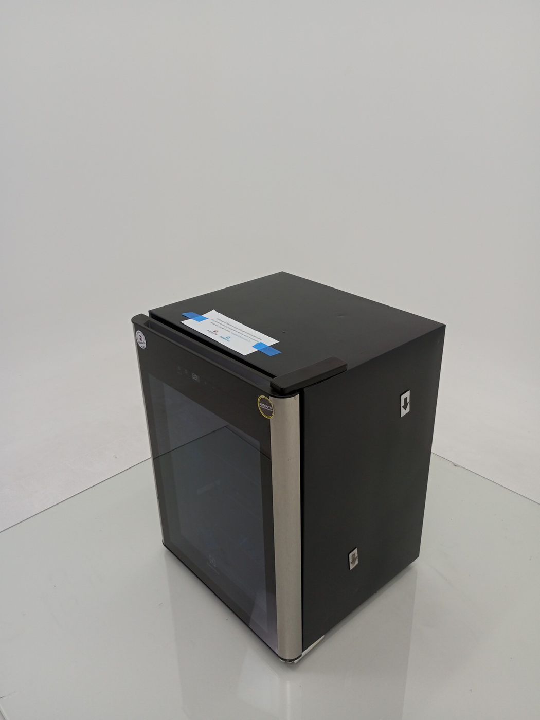 ADEGA ELECTROLUX VINHOS 1 PORTA WSF24 24 GARR