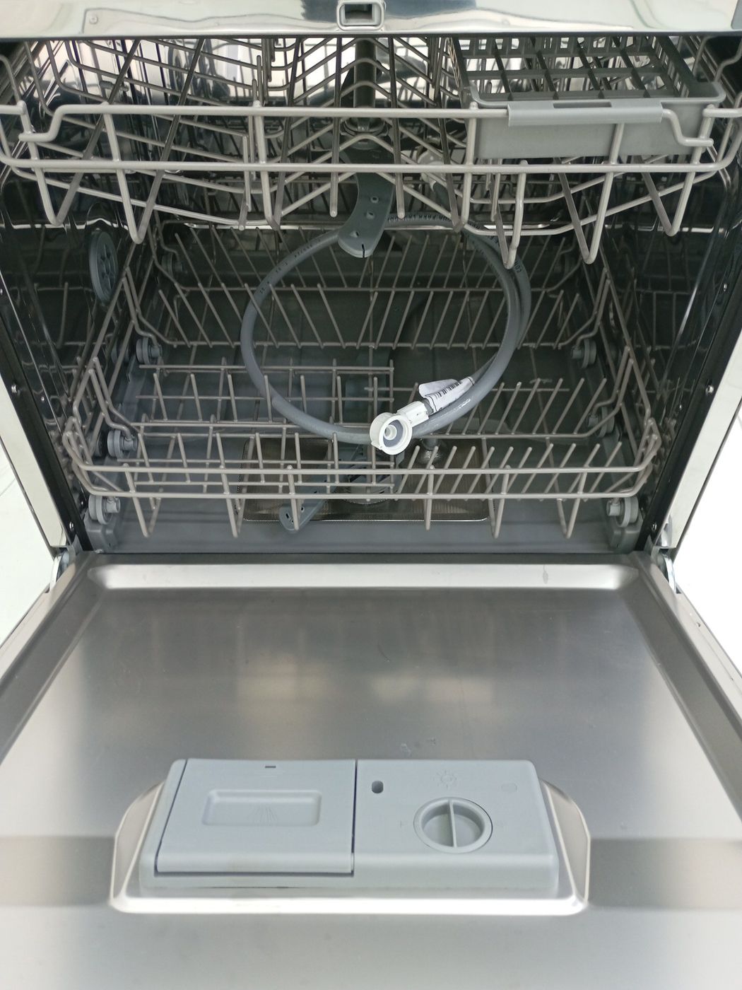 LAVA LOUCAS ELECTROLUX LE08S - Lava Louça Ele
