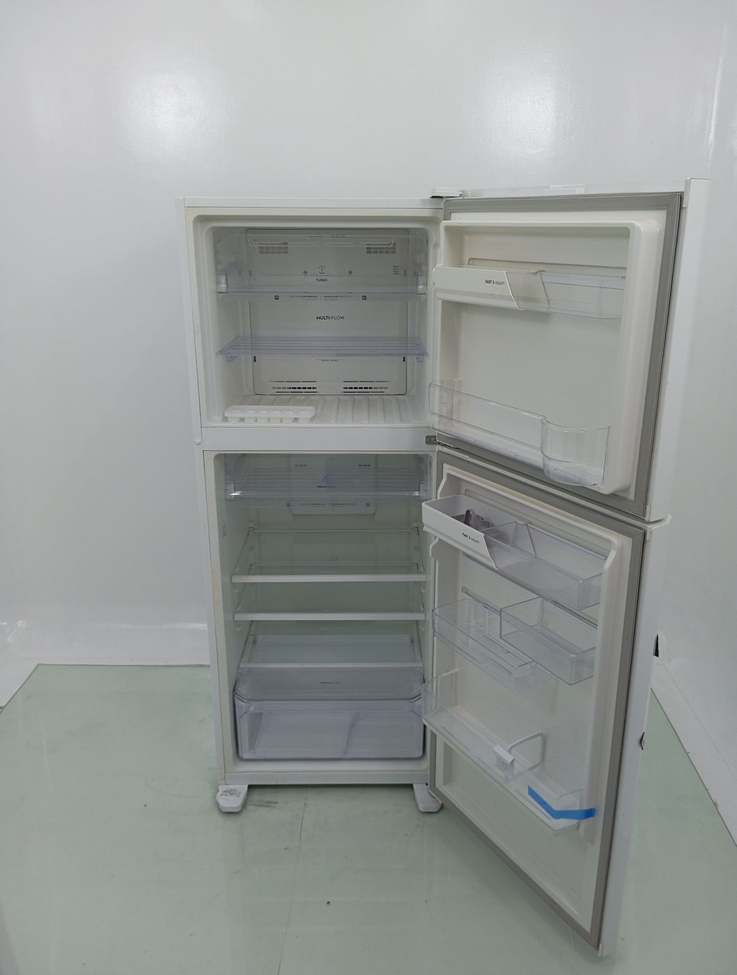 REFRIGERADOR ELECTROLUX TF55 FROST FREE 431L 