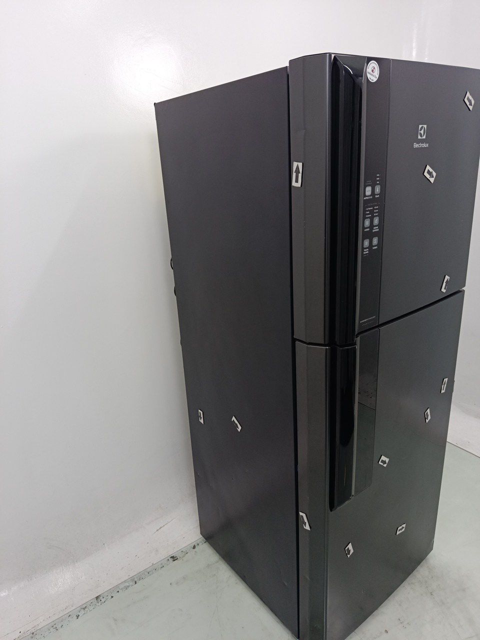 GELADEIRA ELECTROLUX IF55B - FROST FREE INVER