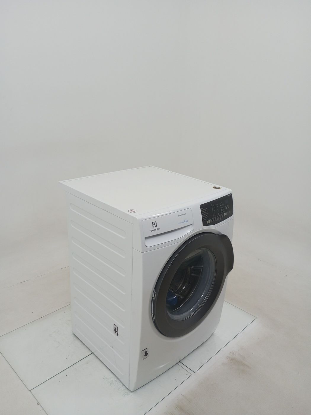LAVADORA ELECTROLUX FRONT LOAD LFE11 11KG INV