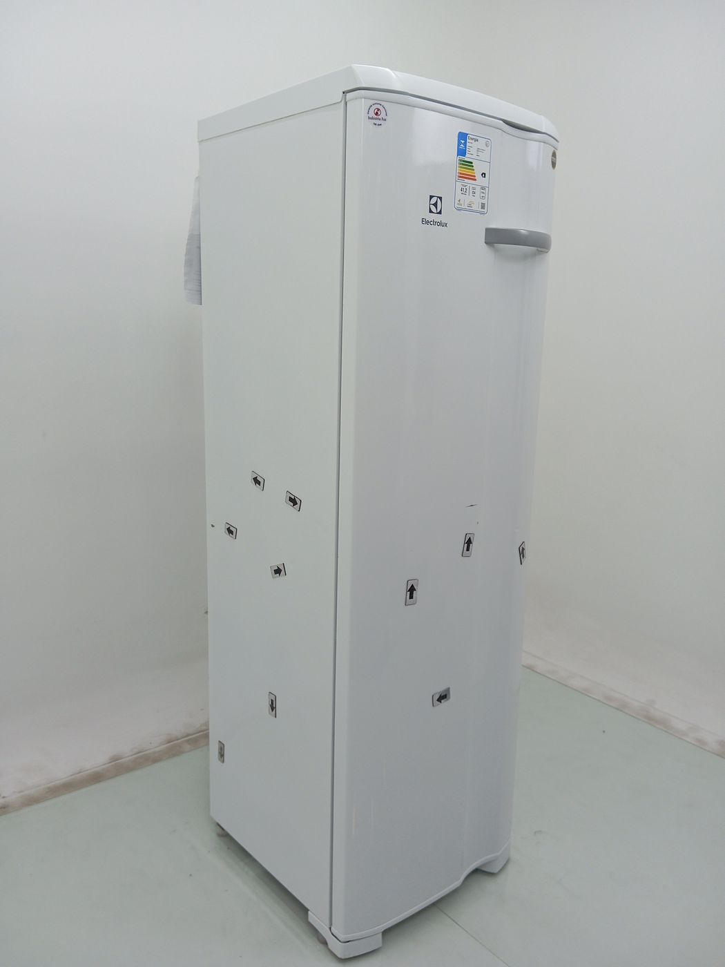 FREEZER ELECTROLUX FE27 VERTICAL CYCLE DEFROS