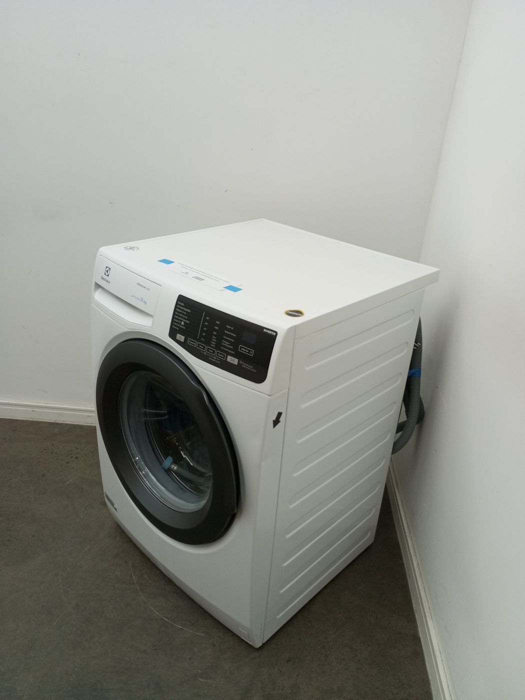 LAVADORA ELECTROLUX FRONT LOAD LFE11 11KG INV