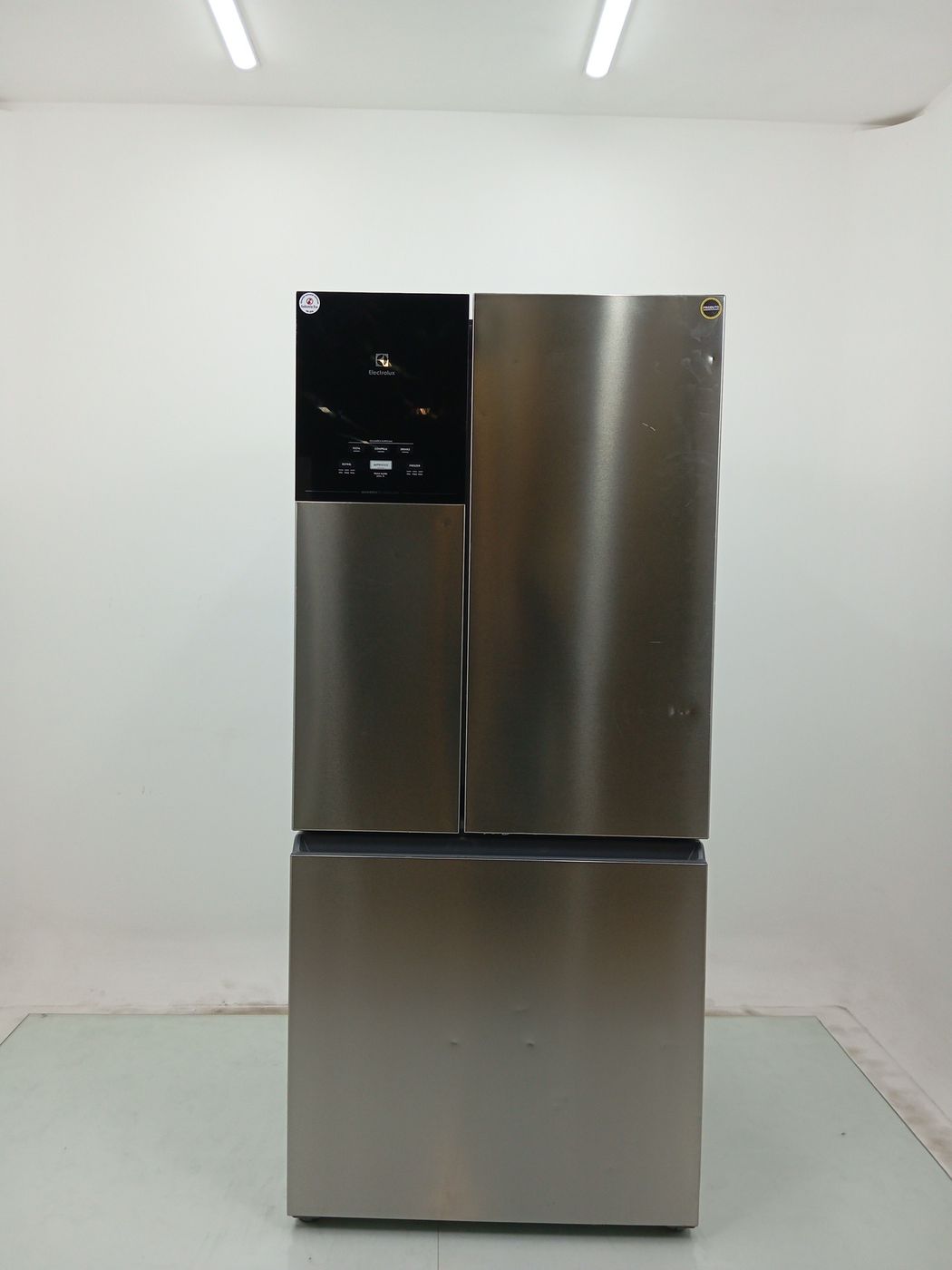REFRIGERADOR ELECTROLUX IM8S FROST FREE INVER