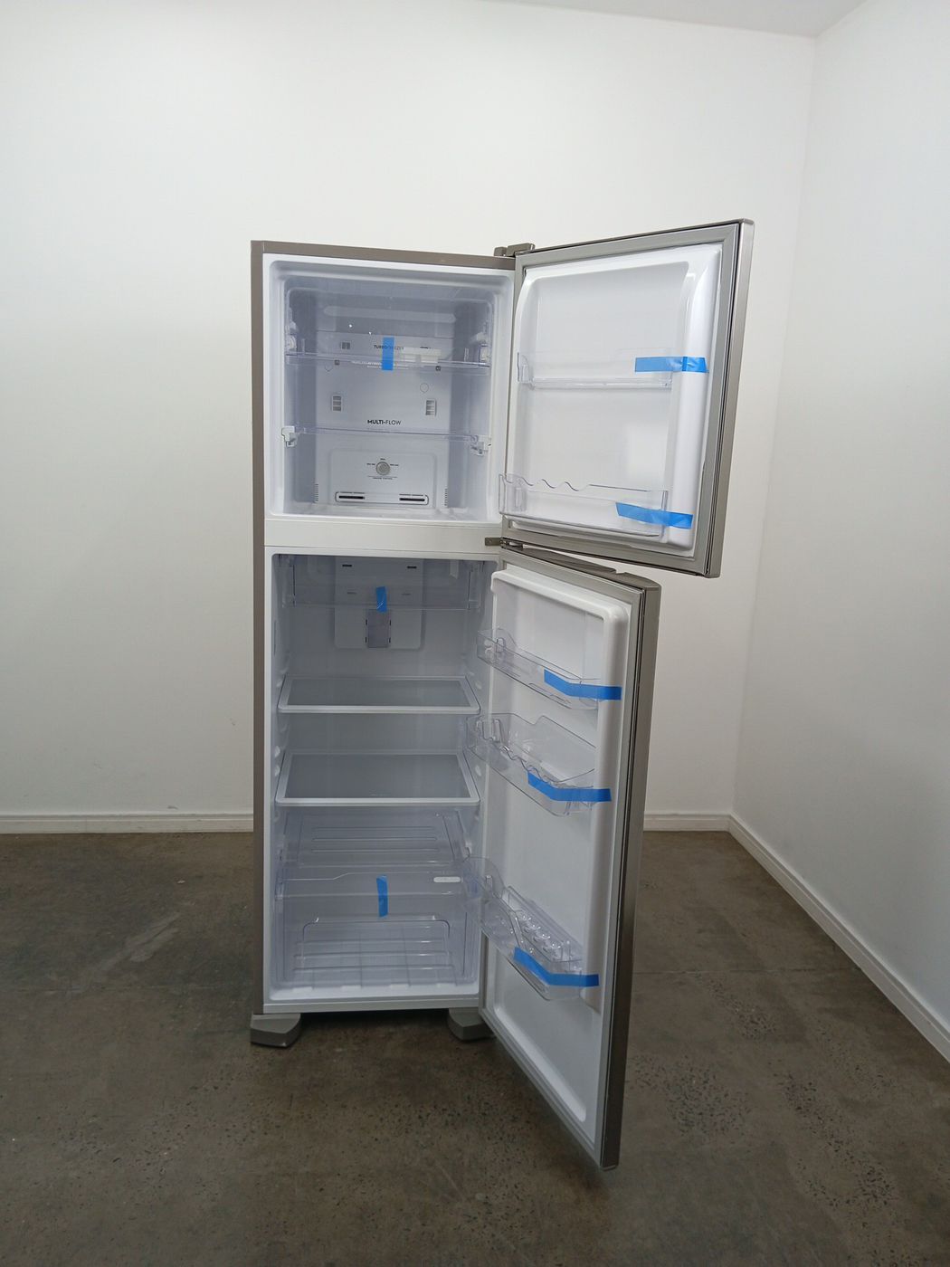 REFRIGERADOR ELECTROLUX DFX44 FROST FREE 400L