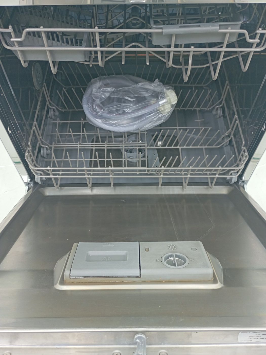 LAVA LOUCAS ELECTROLUX LV08B - Lava Louça Ele