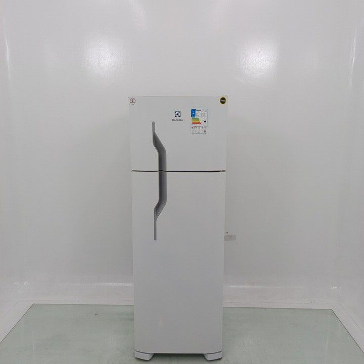 GELADEIRA ELECTROLUX DC35A CYCLE DEFROST 260L