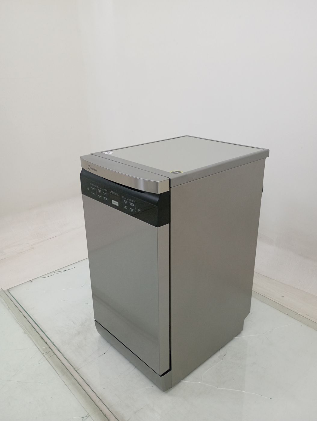 LAVA LOUCAS ELECTROLUX LL10X - Lava Louça Ele