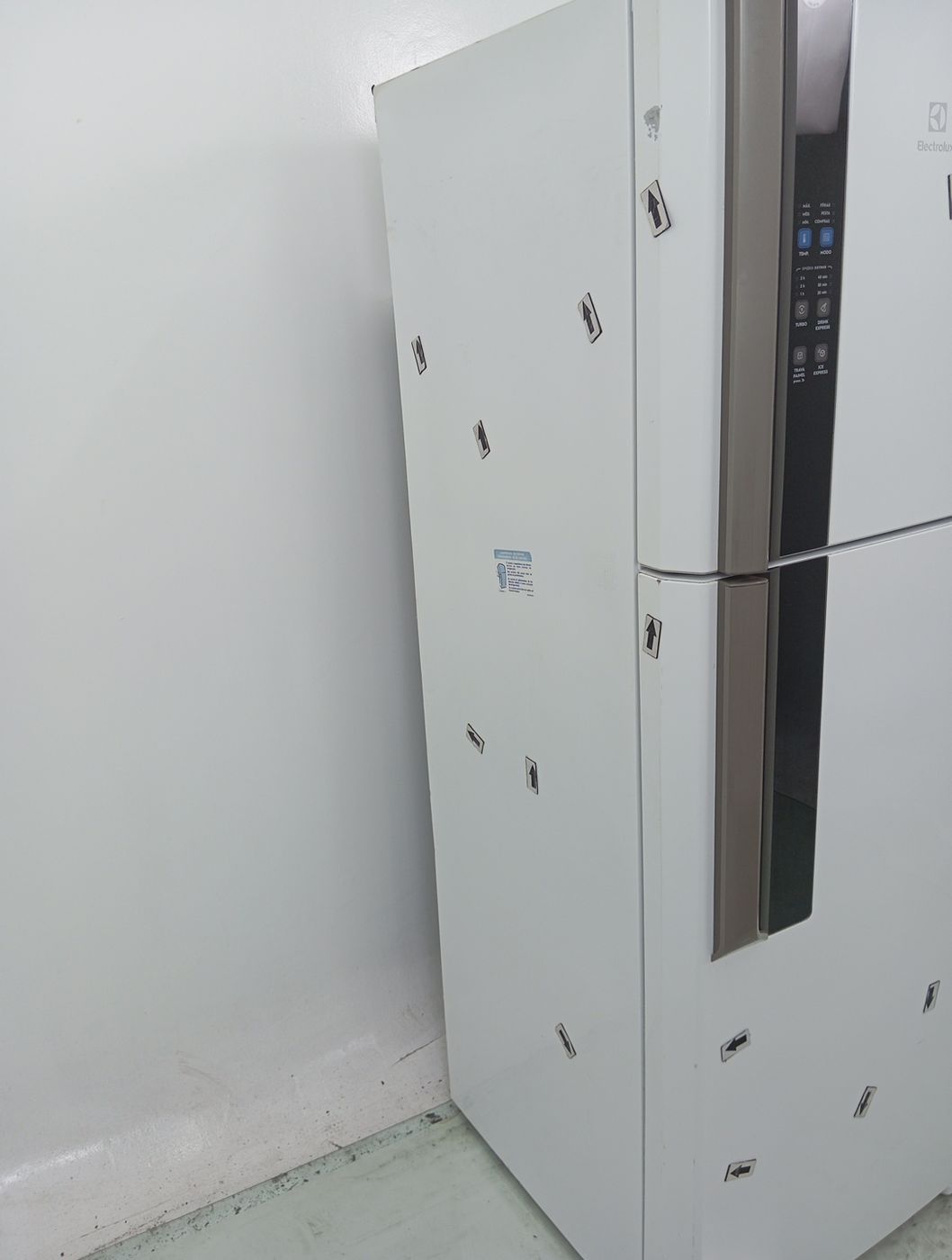 GELADEIRA ELECTROLUX DF56 FROST FREE 474 DUPL