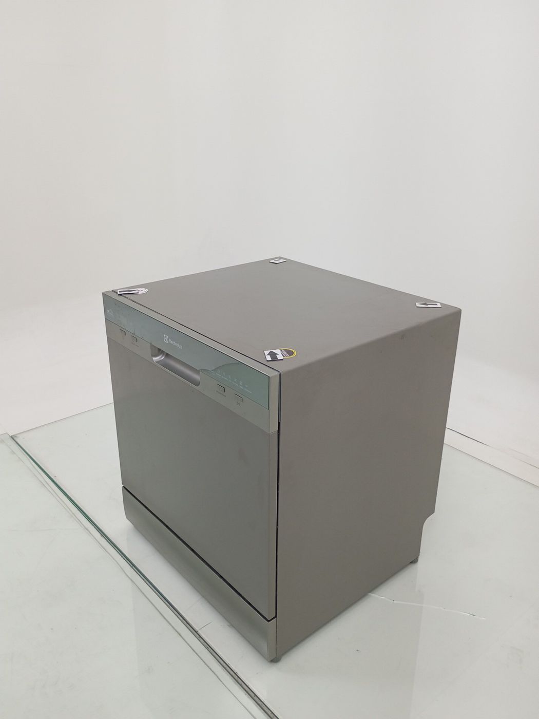 LAVA LOUCAS ELECTROLUX LL08S - Lava Louça Ele