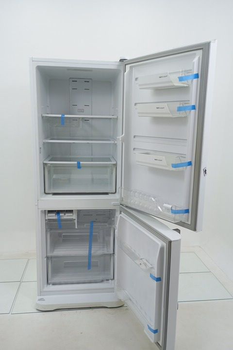 REFRIGERADOR ELECTROLUX IB53 DUAS PORTAS INVE