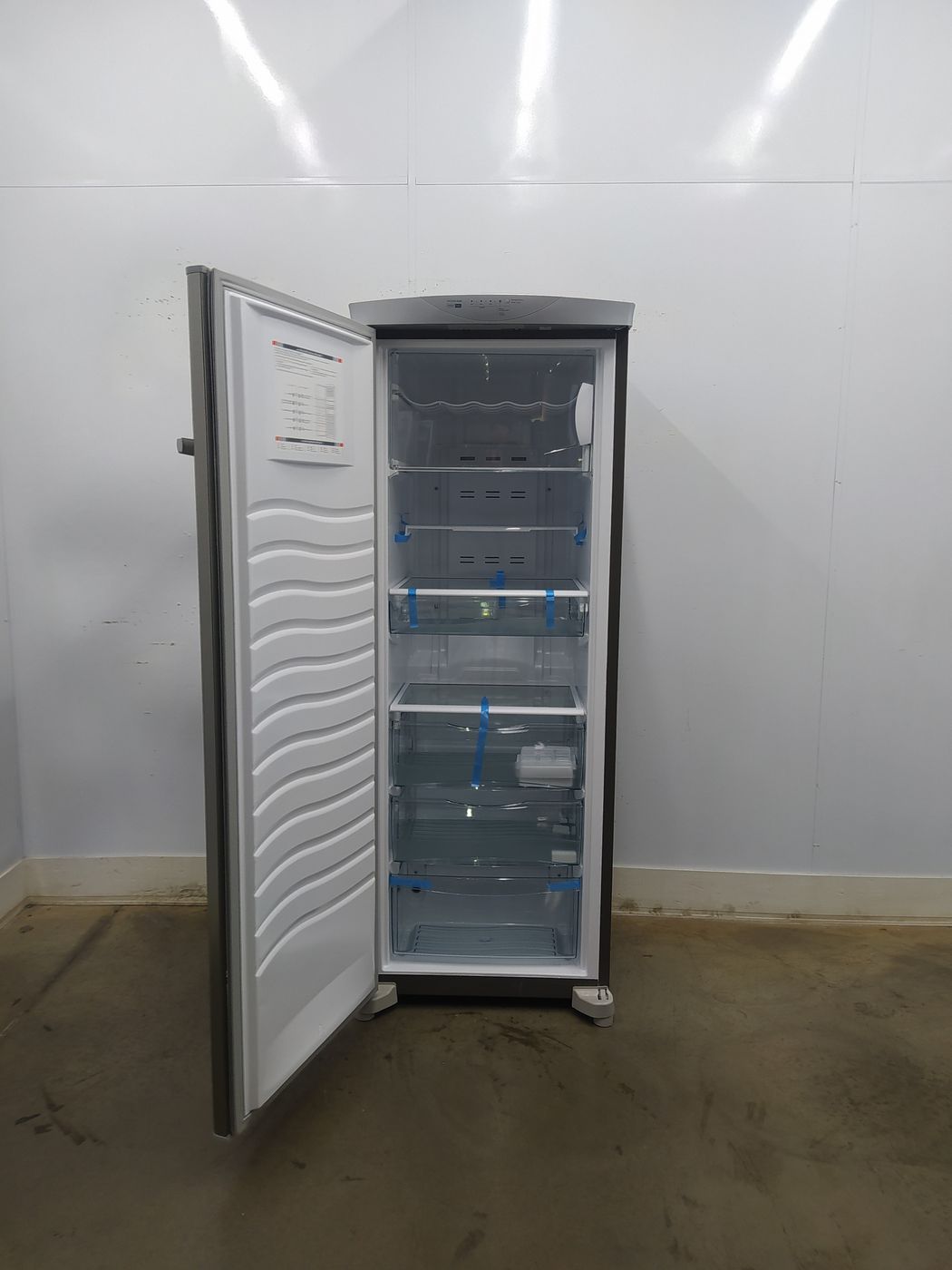 Freezer Brastemp 228l Vertical Flex Frost Free 1 Porta Inox TudoBônus