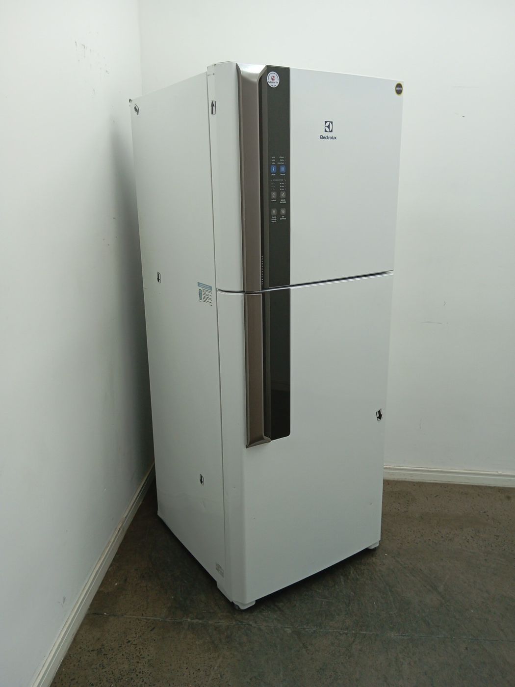 REFRIGERADOR ELECTROLUX IF55-   FROST FREE 43