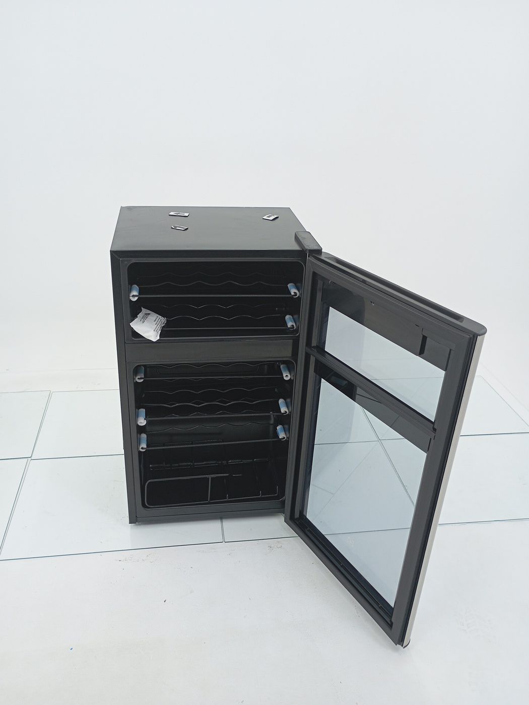 ADEGA ELECTROLUX WDF29 DUAL ZONE 29 GARRAFAS 