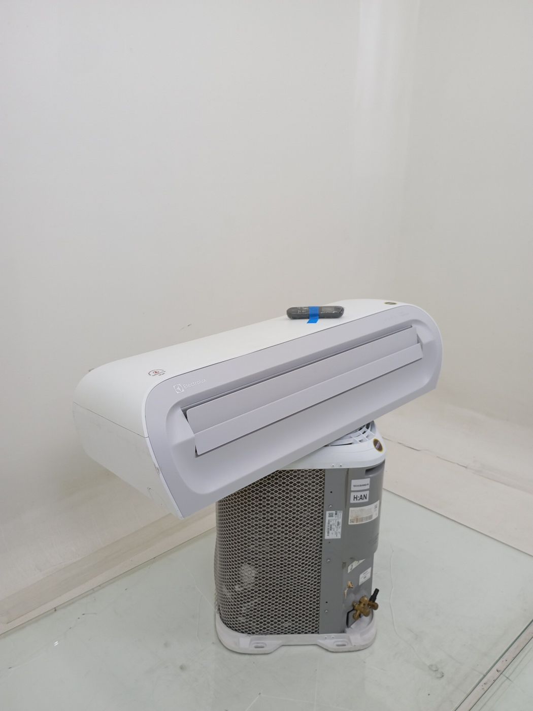 AR CONDICIONADO ELECTROLUX UE18R SPLIT 18.000