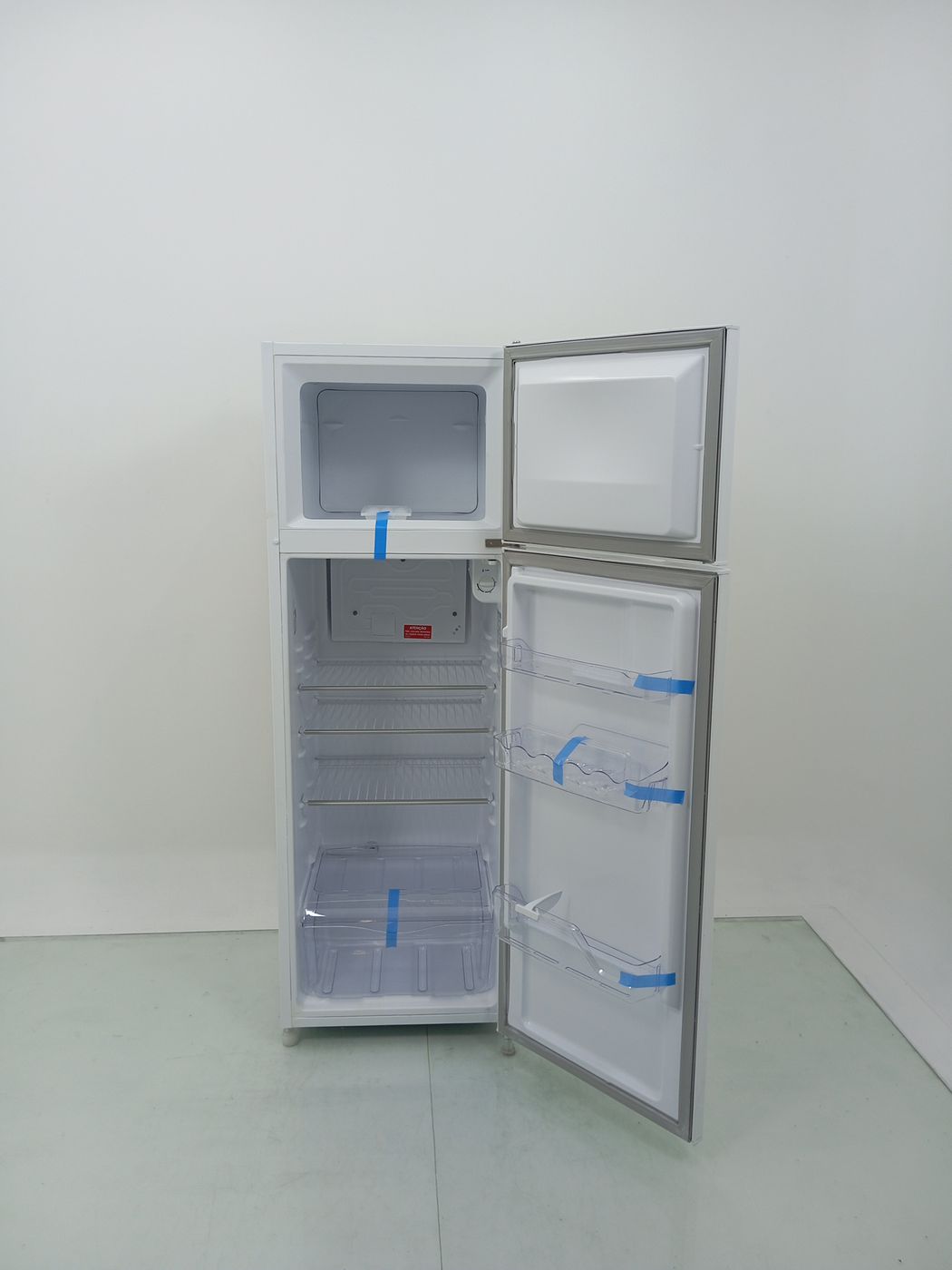 REFRIGERADOR ELECTROLUX DC35A   DUAS PORTAS C