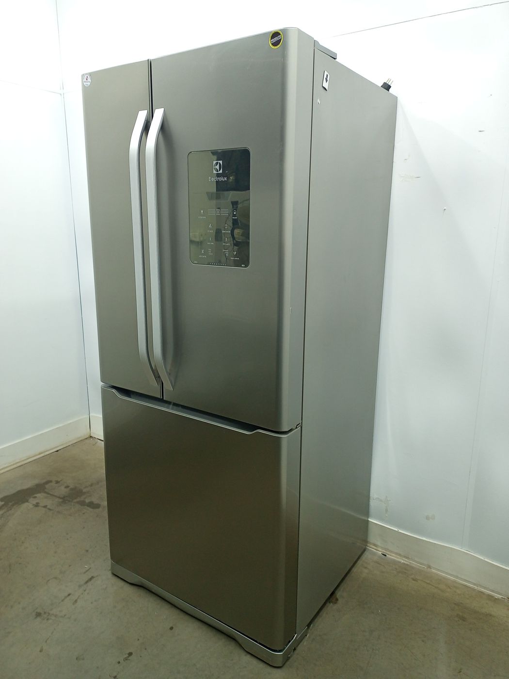 Refrigerador Electrolux Dm83x Frost Free Inox TudoBônus
