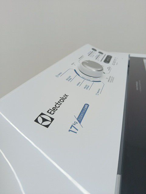 LAVADORA ELECTROLUX LED17 - Lavadora Electrol
