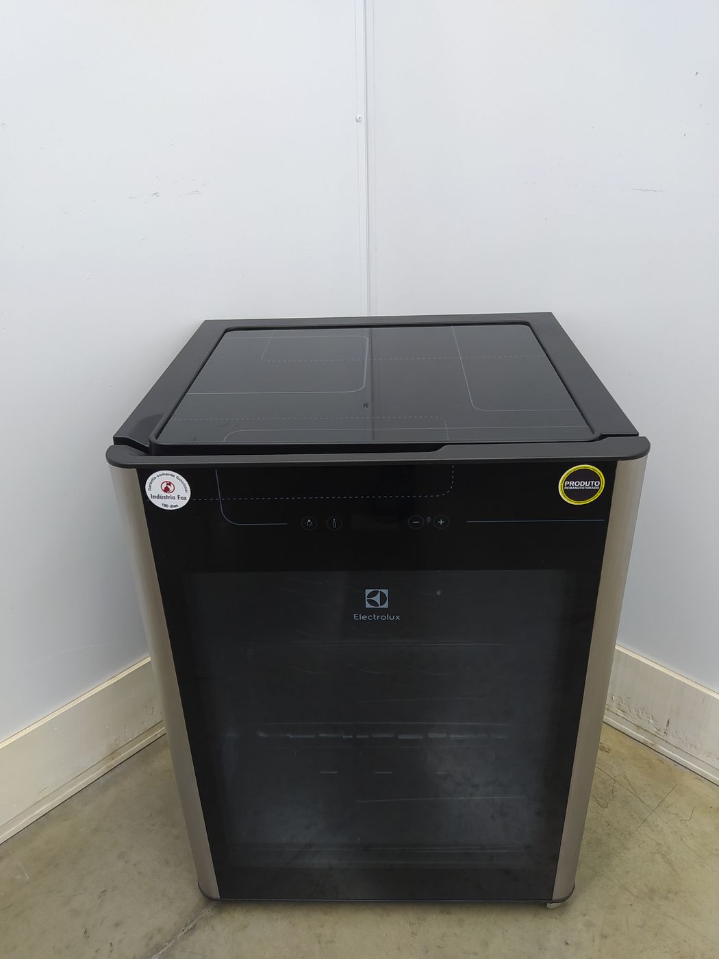 ADEGA ELECTROLUX VINHOS 1 PORTA ACS24 24 GARR