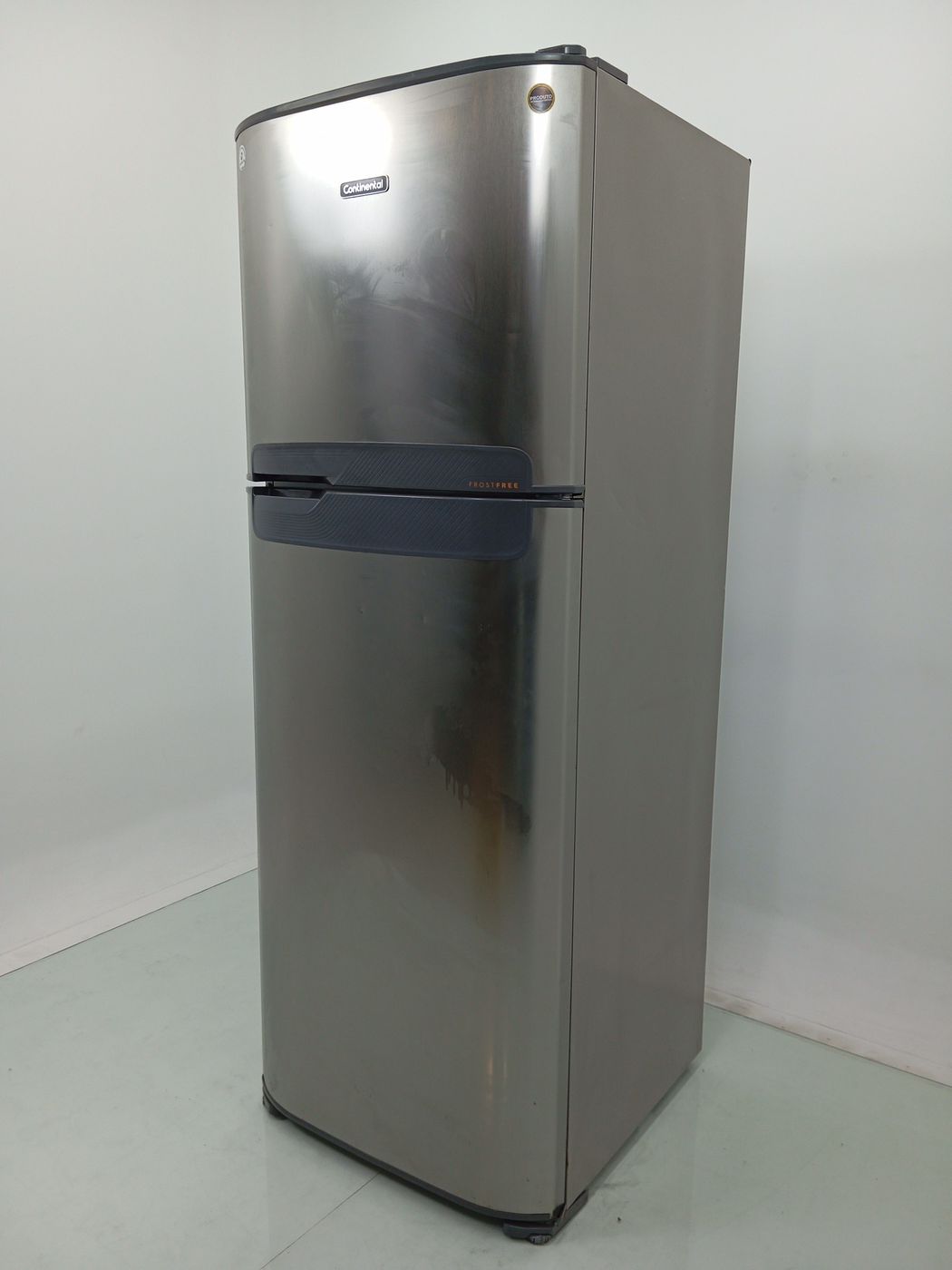 REFRIGERADOR CONTINENTAL TC56S FROST FREE 472