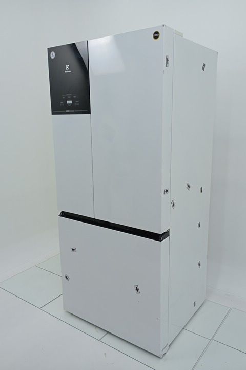 REFRIGERADOR ELECTROLUX IM8 FROST FREE INVERT