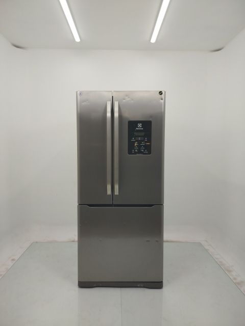 REFRIGERADOR ELECTROLUX DM84X   FROST FREE 57
