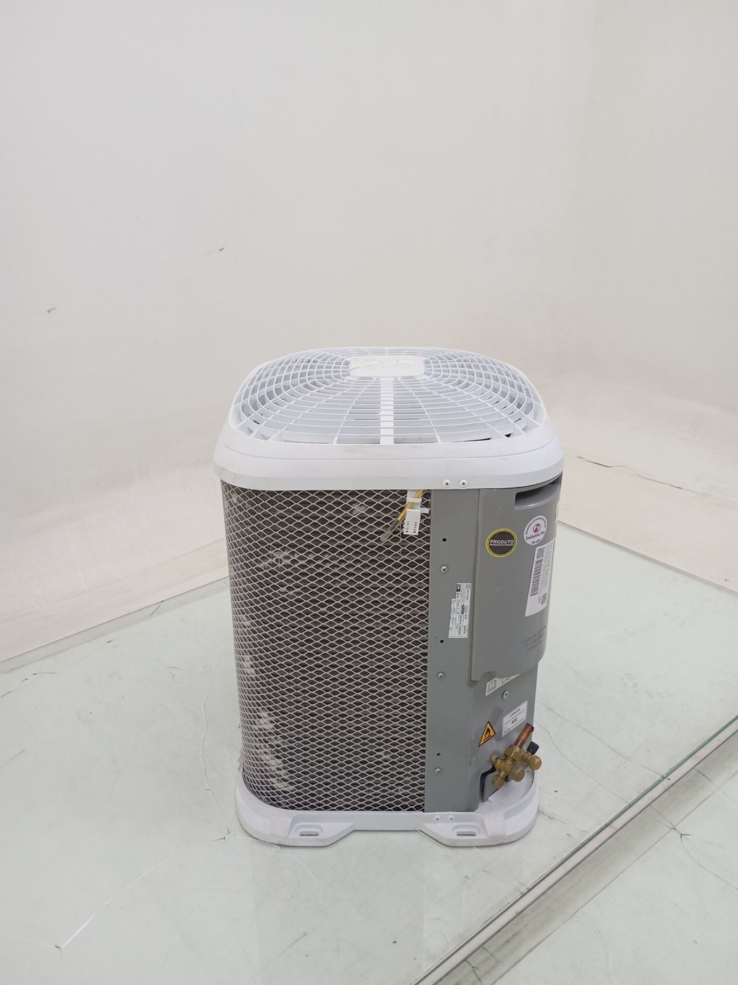 AR CONDICIONADO ELECTROLUX JE18F - Condensado