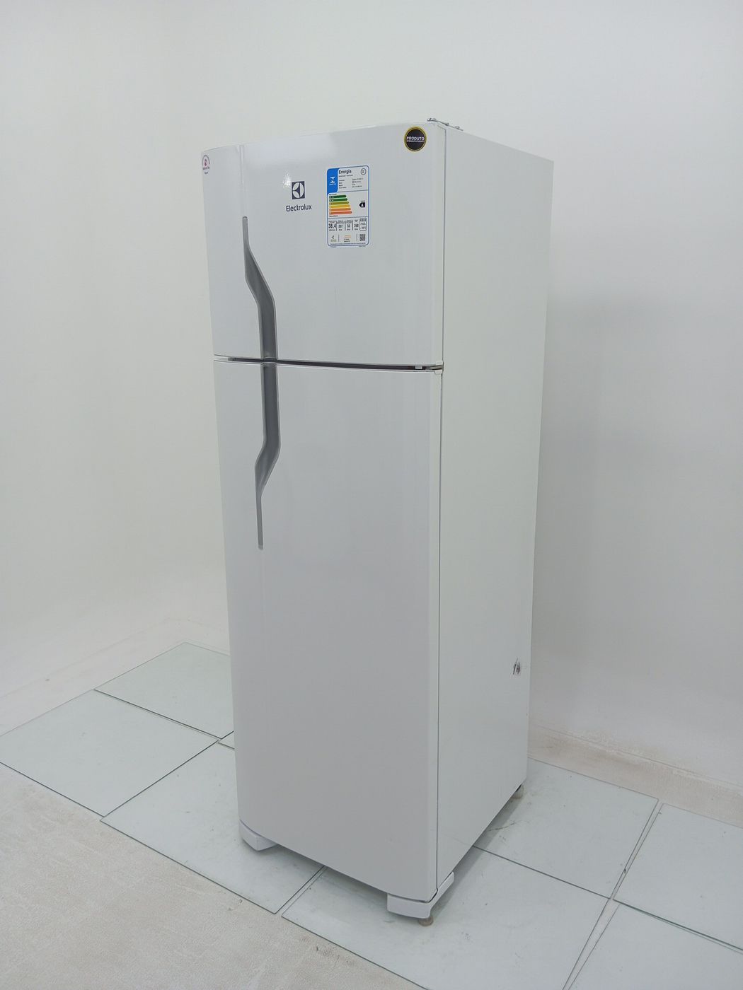 REFRIGERADOR ELECTROLUX DC35A   DUAS PORTAS C