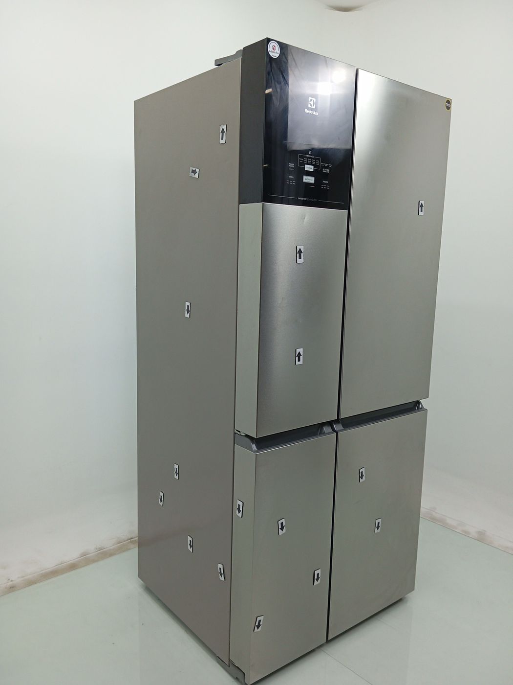 REFRIGERADOR ELECTROLUX IQ8S FROST FREE MULTI