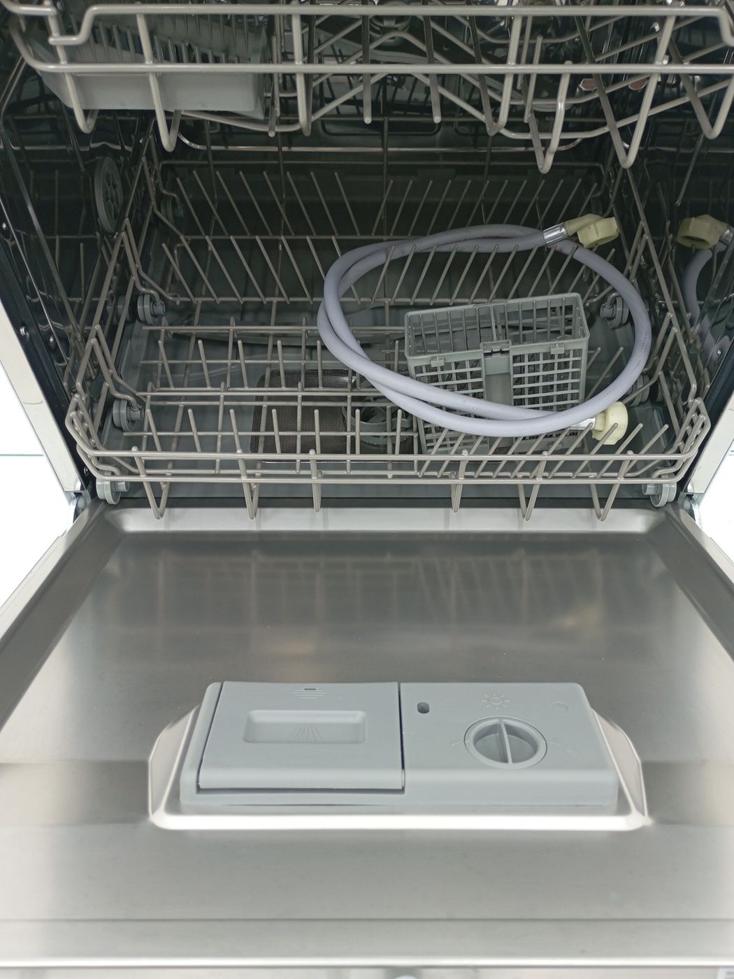 LAVA LOUCAS ELECTROLUX LV08B 8 SERVICOS  - BR