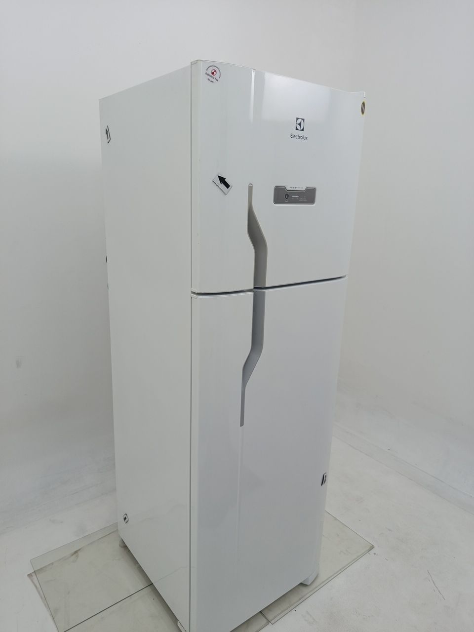 REFRIGERADOR ELECTROLUX DFN41 FROST FREE 371L