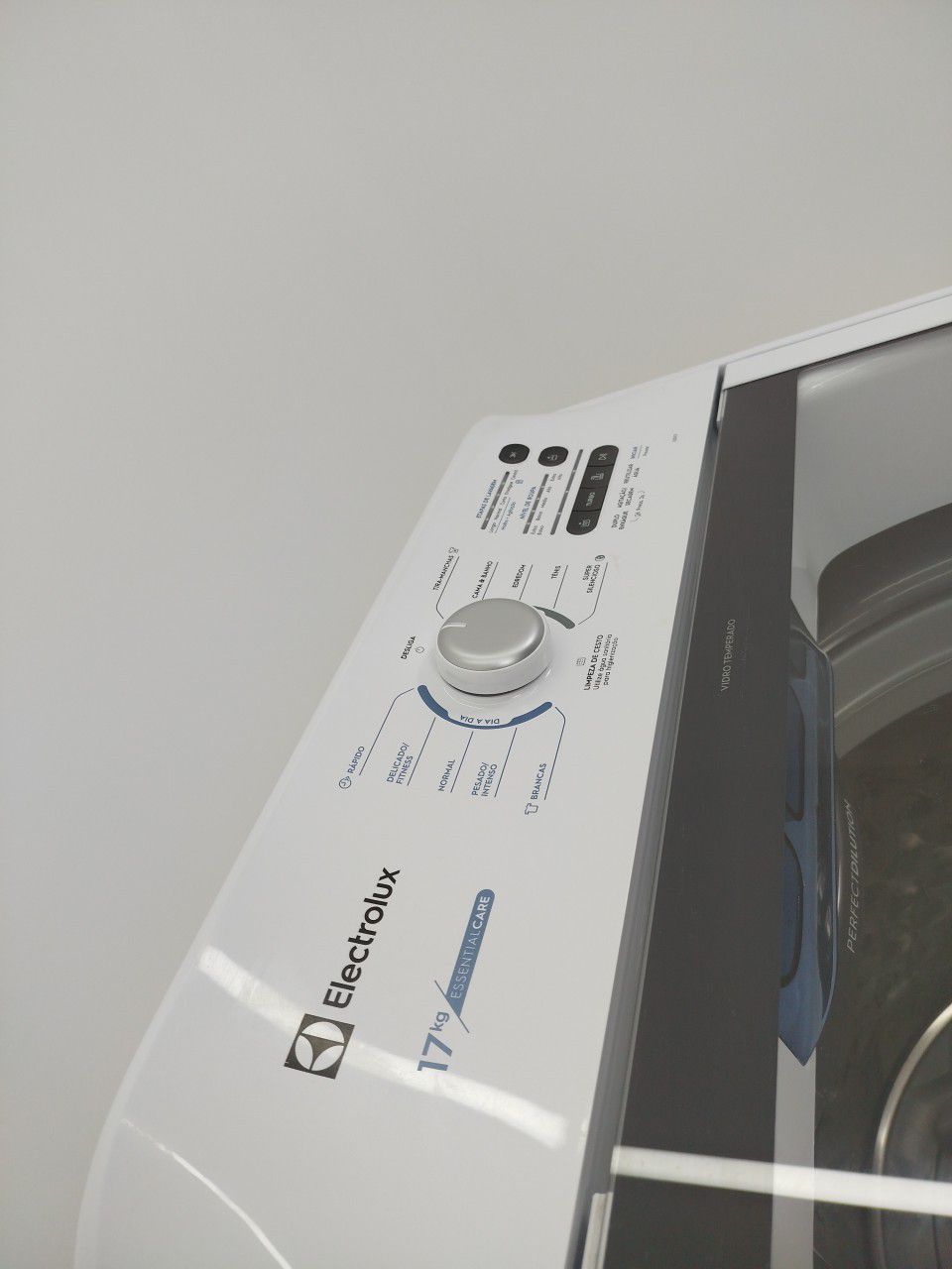 LAVADORA ELECTROLUX LED17 ROUPAS TOP LOAD 17K