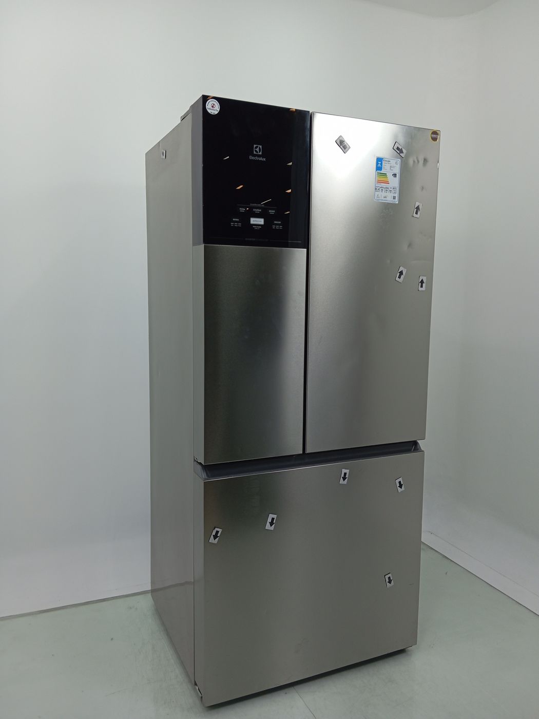 REFRIGERADOR ELECTROLUX IM8S - Refrigerador E