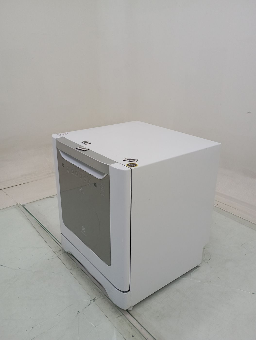 LAVA LOUCAS ELECTROLUX LV08B - Lava Louça Ele